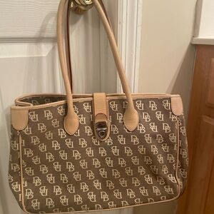 Dooney & Burke shoulder bag